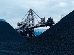 场外配资收益无法兑现 中国神华大并购: 13家标的去年营收1259亿, 国内第2大露天煤矿将整体注入